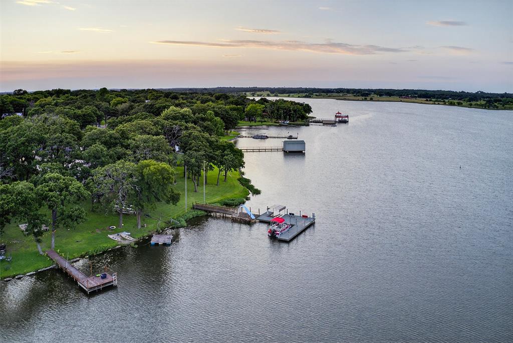 Blue Water Oaks - Residential