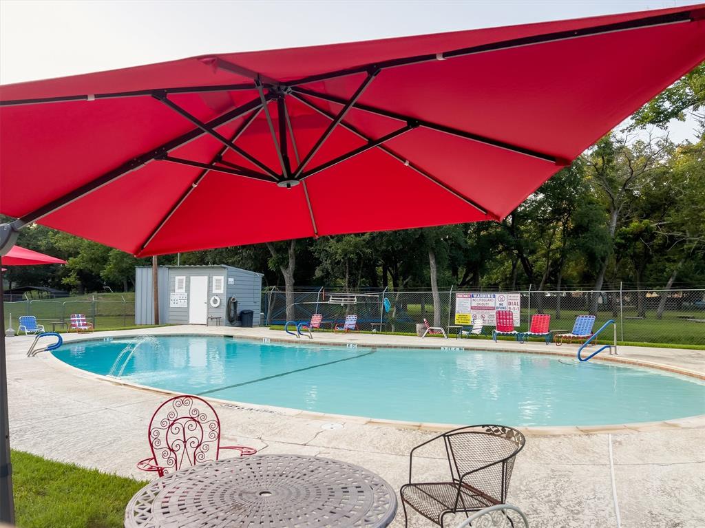 Blue Water Oaks - Residential