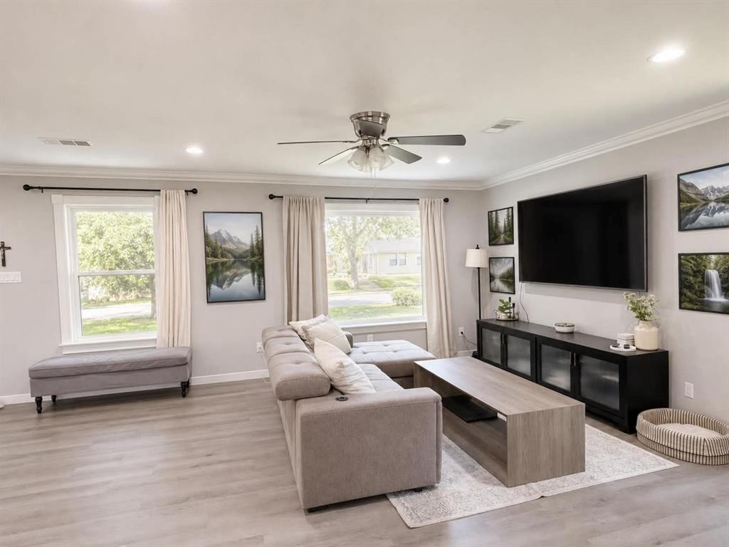 2227 Cambridge Drive