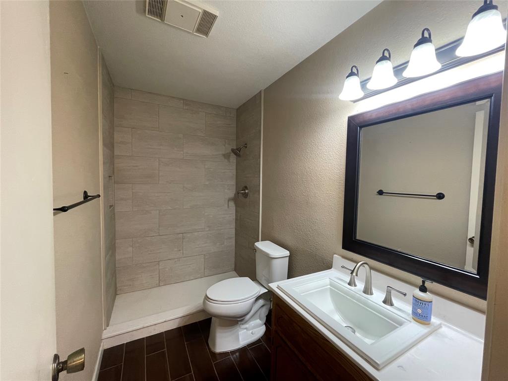 L S C 1st - Residential