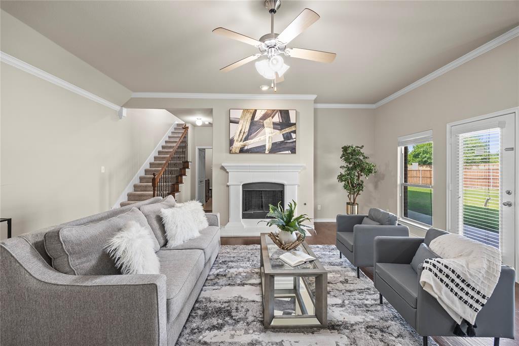 1825 Sanderlain Lane