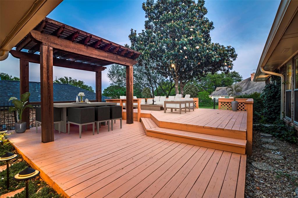 2614 Northridge Drive