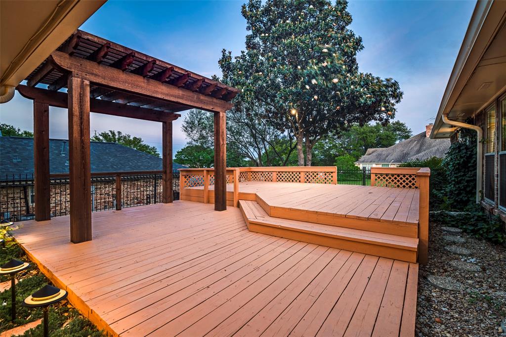 2614 Northridge Drive