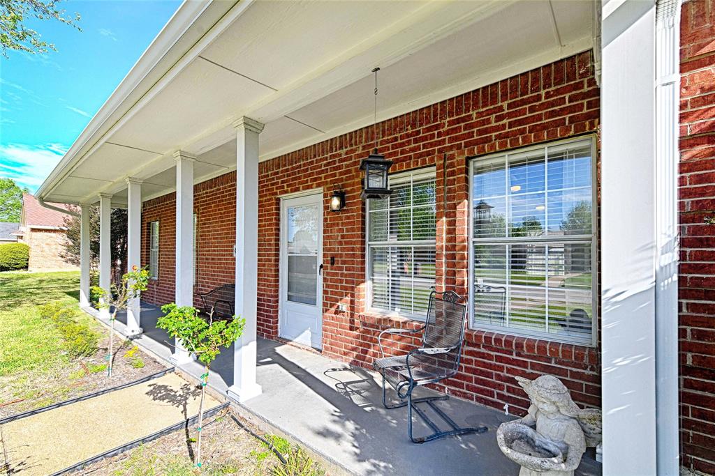 4805 Hunters Ridge Drive