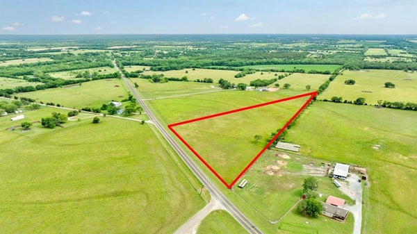 3781 FM 151, WHITEWRIGHT, TX 75491 - Image db1c096ca63180543bbd4fba40bd76f6/4147618647