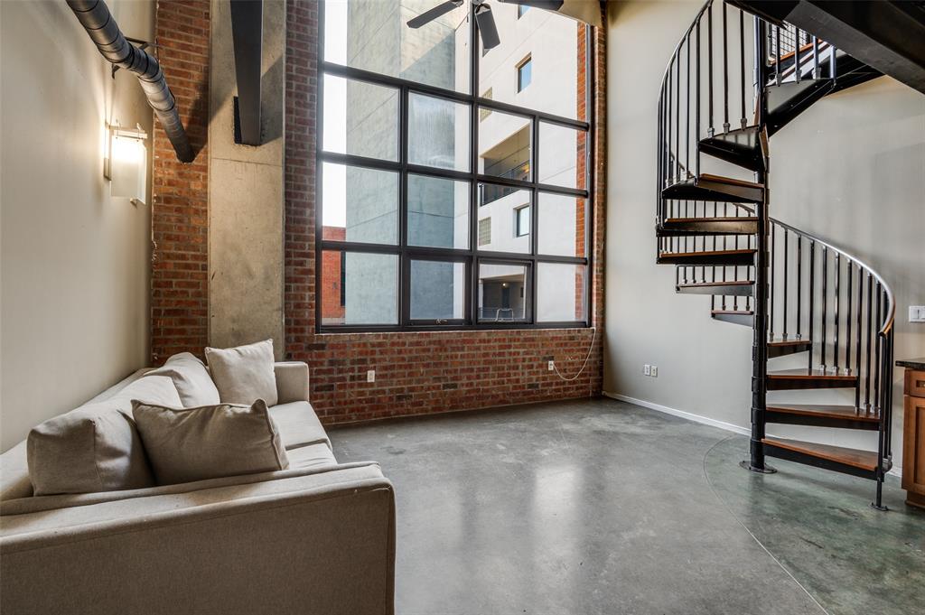 3110 Thomas Avenue 736