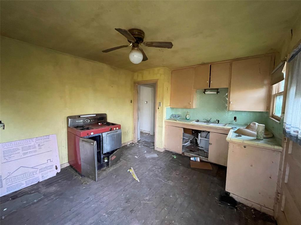 Broadview Acres - Residential