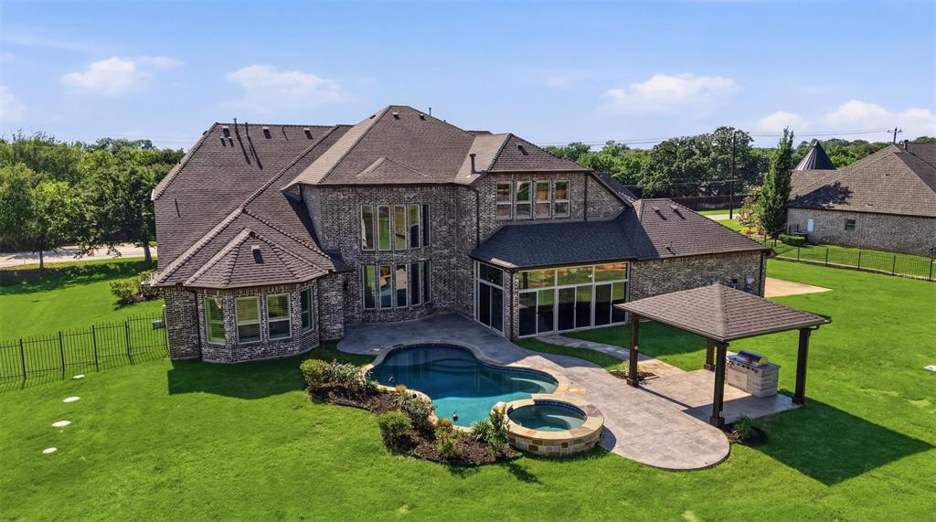 715 Simmons Road