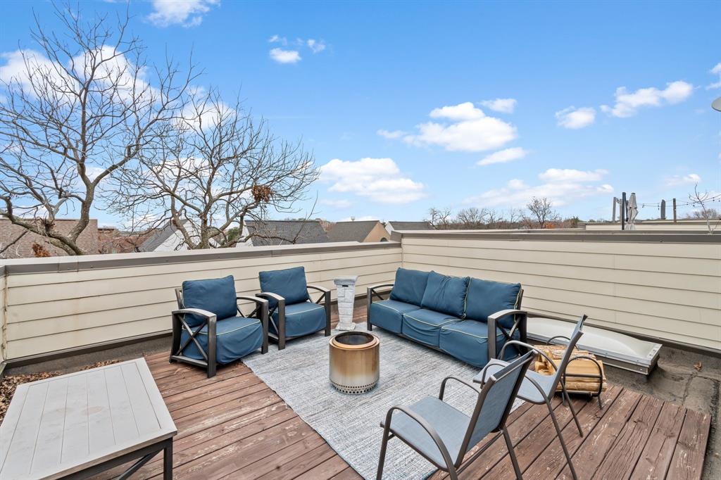 4111 Newton Avenue 2
