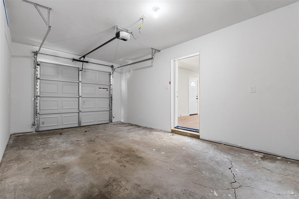 Barnes Bridge Road - Residential