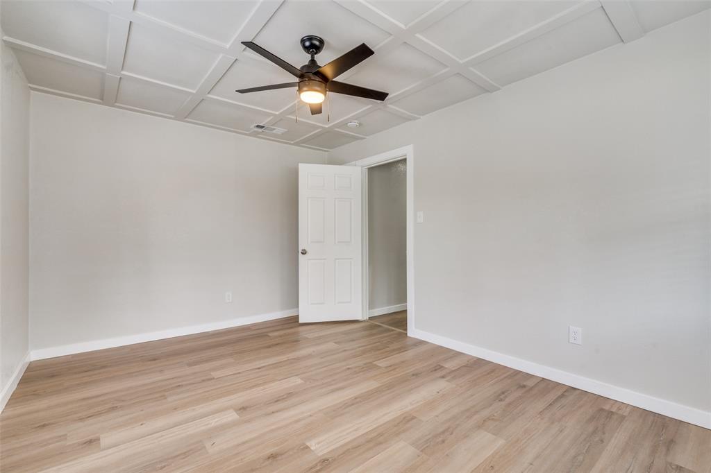 ELLIS C THOMAS - Residential Lease