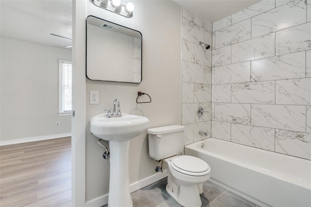 ELLIS C THOMAS - Residential Lease