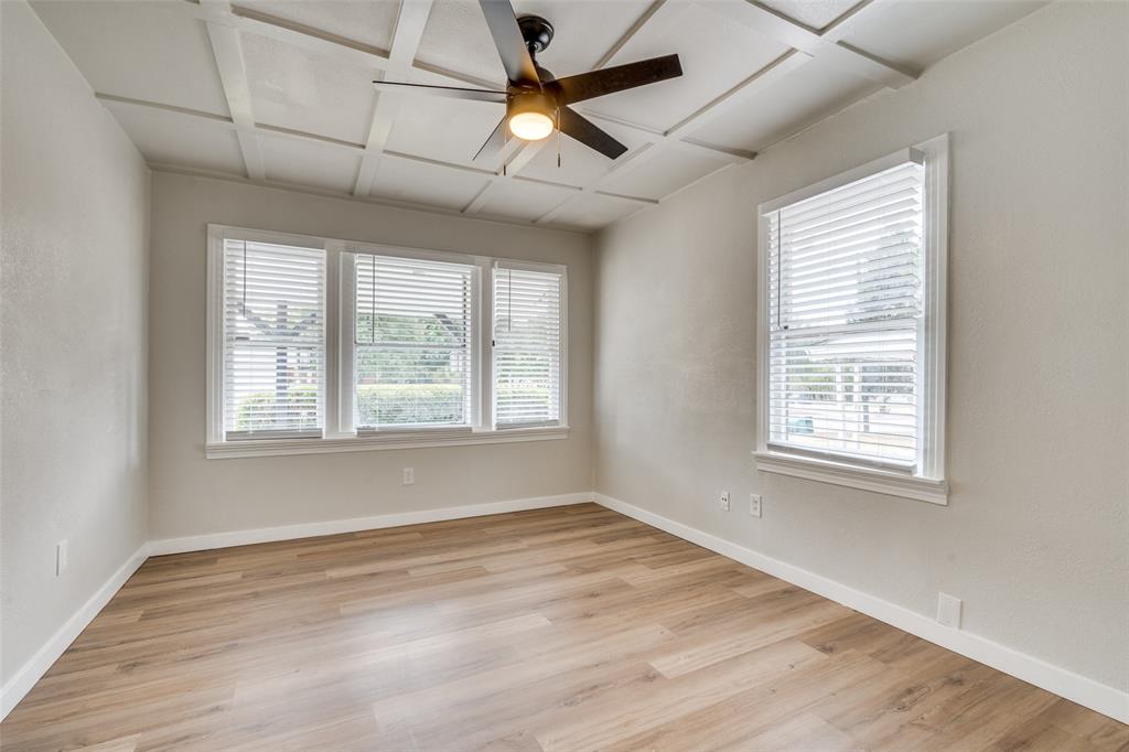 ELLIS C THOMAS - Residential Lease