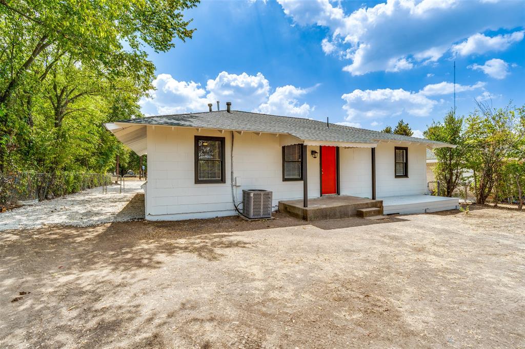 ELLIS C THOMAS - Residential Lease