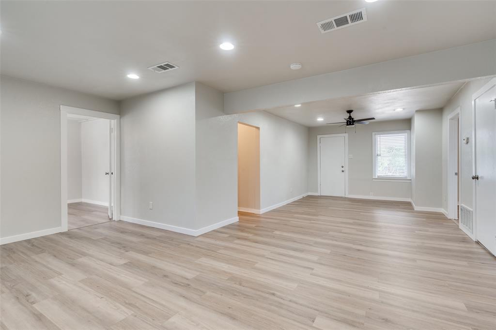 ELLIS C THOMAS - Residential Lease