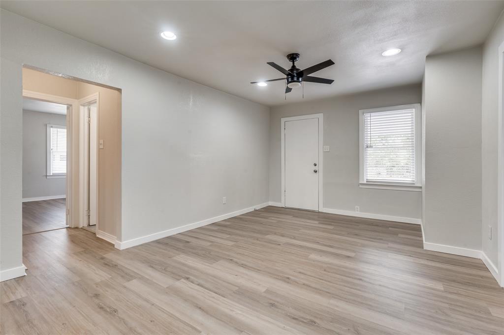 ELLIS C THOMAS - Residential Lease