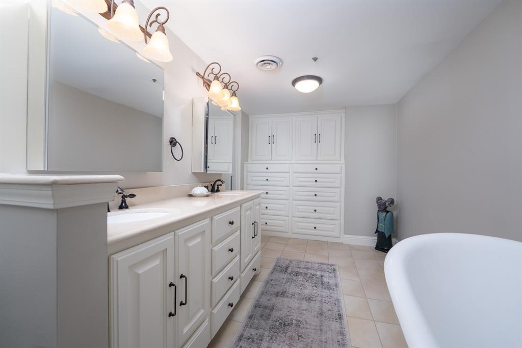 Condo 3525 - Residential