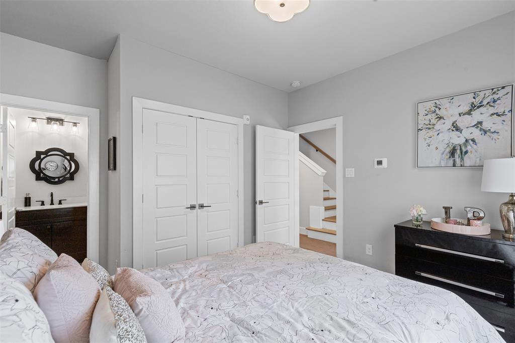 Merrimac Twnhms - Residential