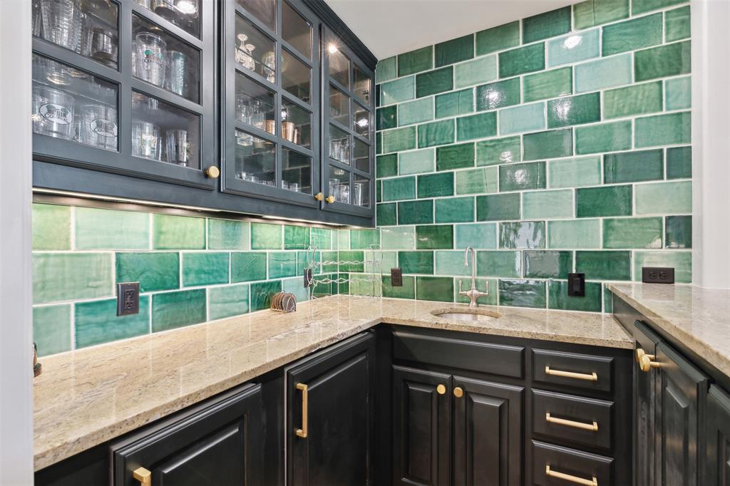 Edwards Ranch Riverhills Add - Residential