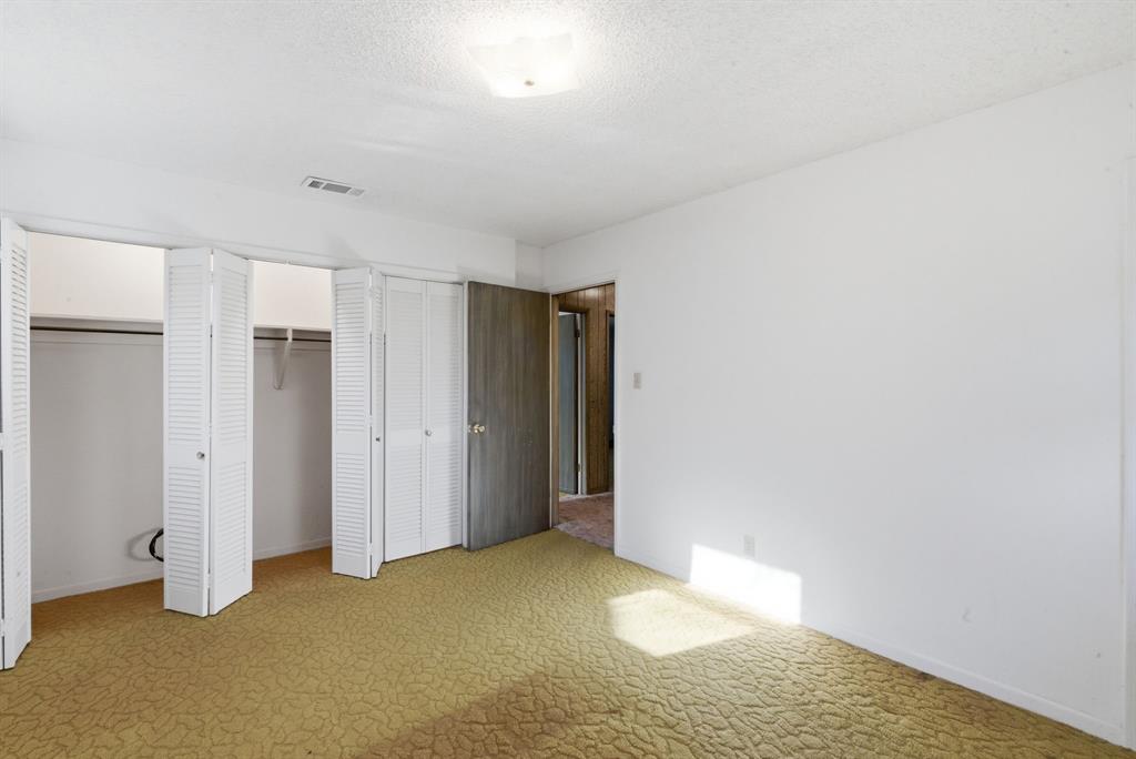 Royal Oaks - Residential