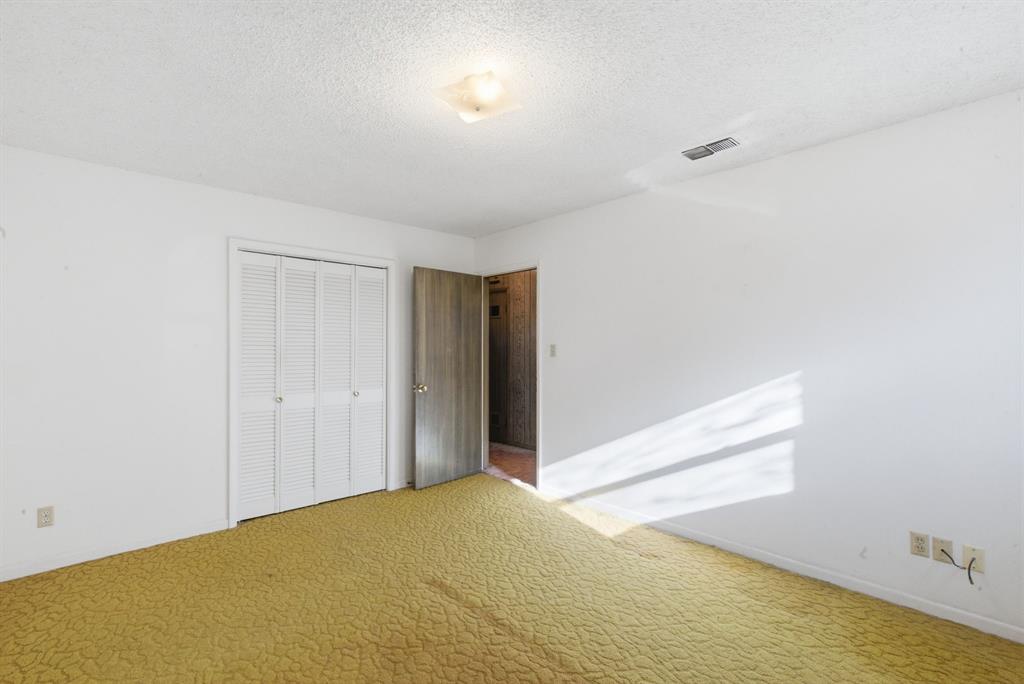 Royal Oaks - Residential