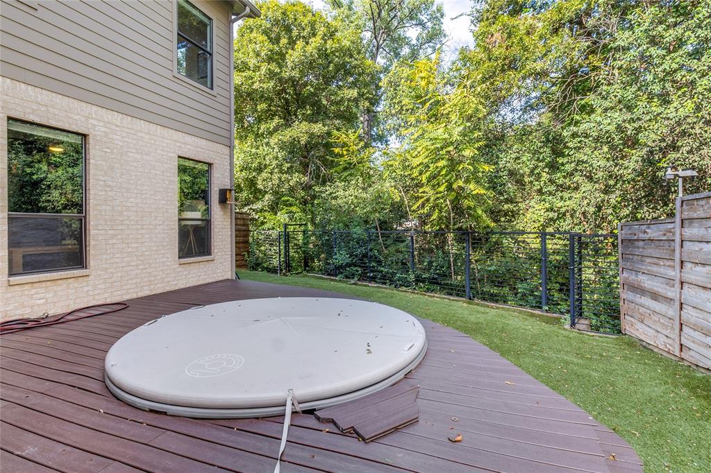 Chantilly Island - Residential