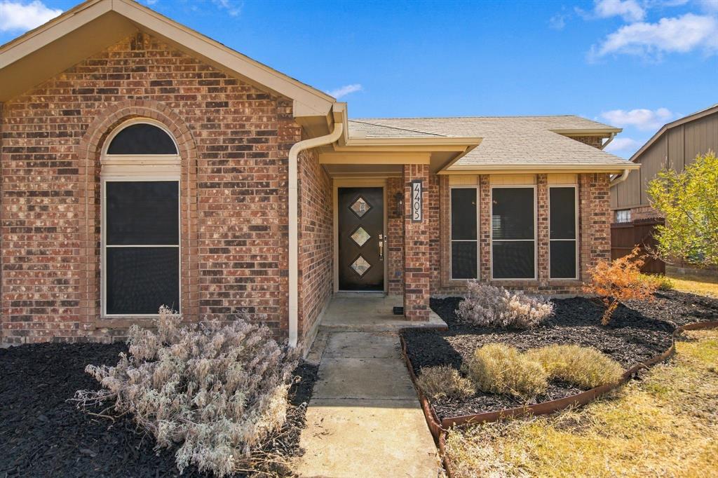 4405 Queen Circle