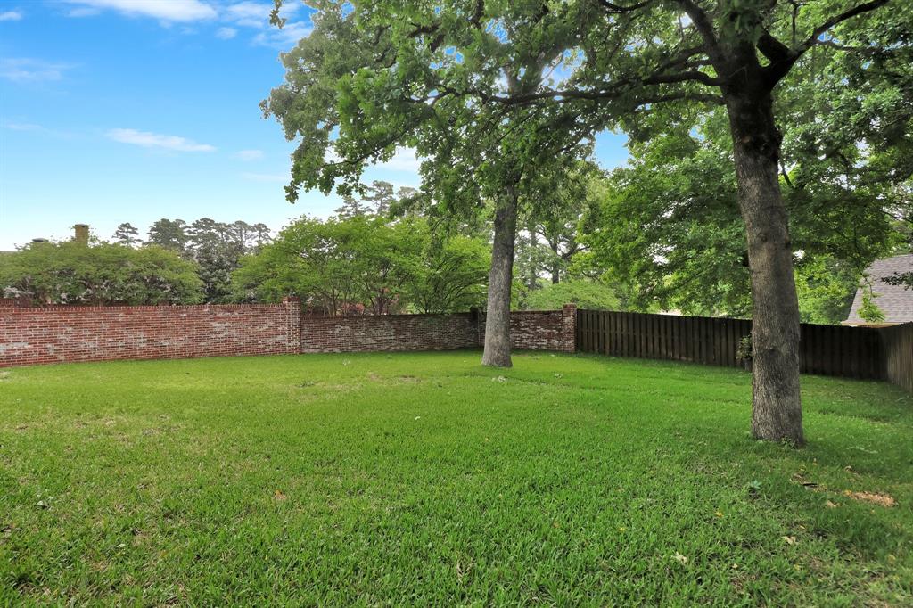 Bishops Gate Oak Hollow - Residential