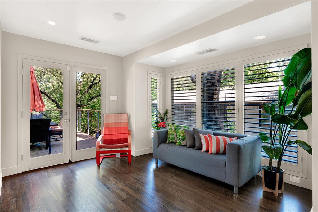 Hillcrest Homes 02 - Residential