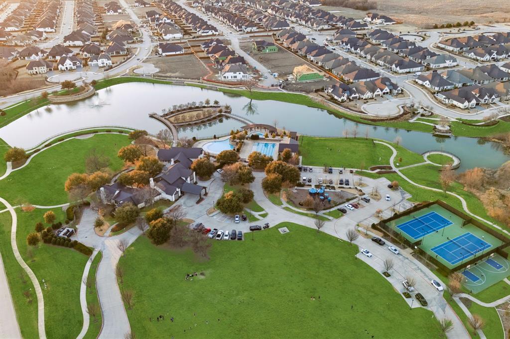 Mustang Lakes Ph Six - Residential