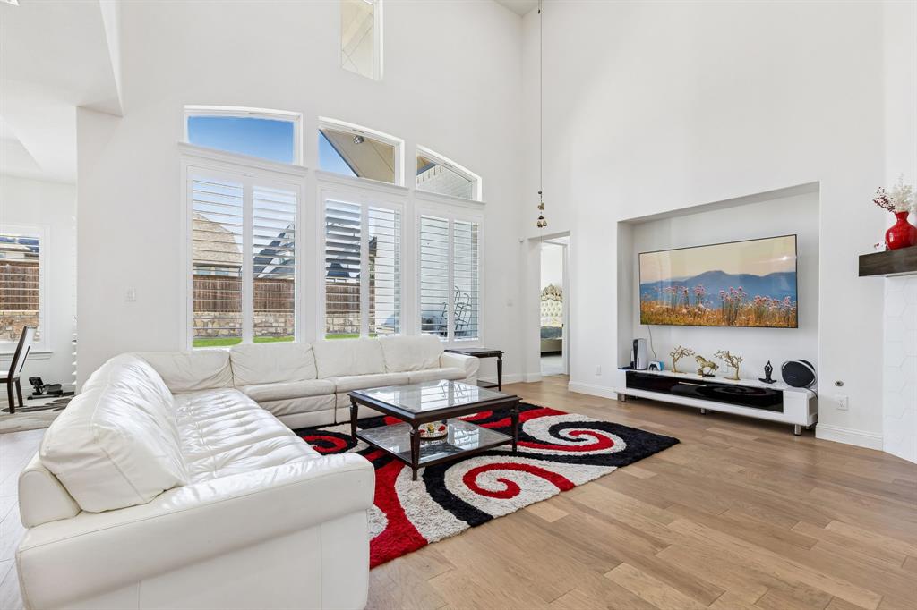 Mustang Lakes Ph Six - Residential