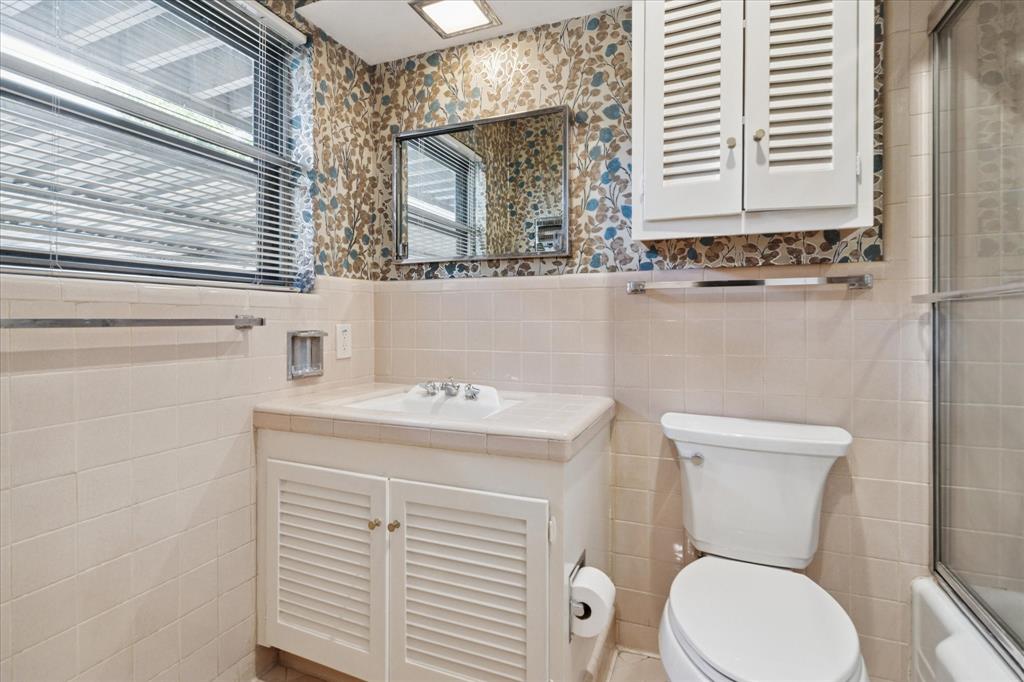 Park Central Condo - Residential