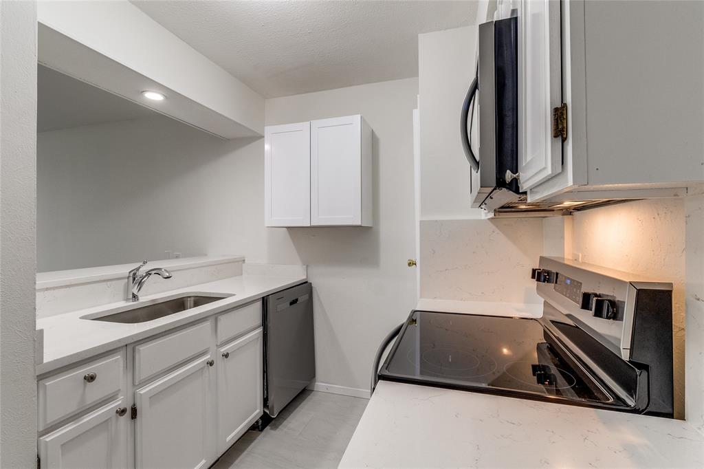 River Oaks Condos - Residential