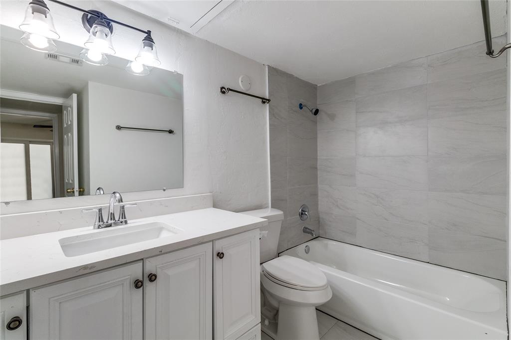 River Oaks Condos - Residential