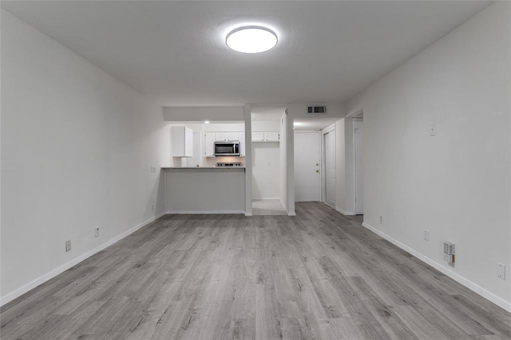 4859 Cedar Springs Road 142