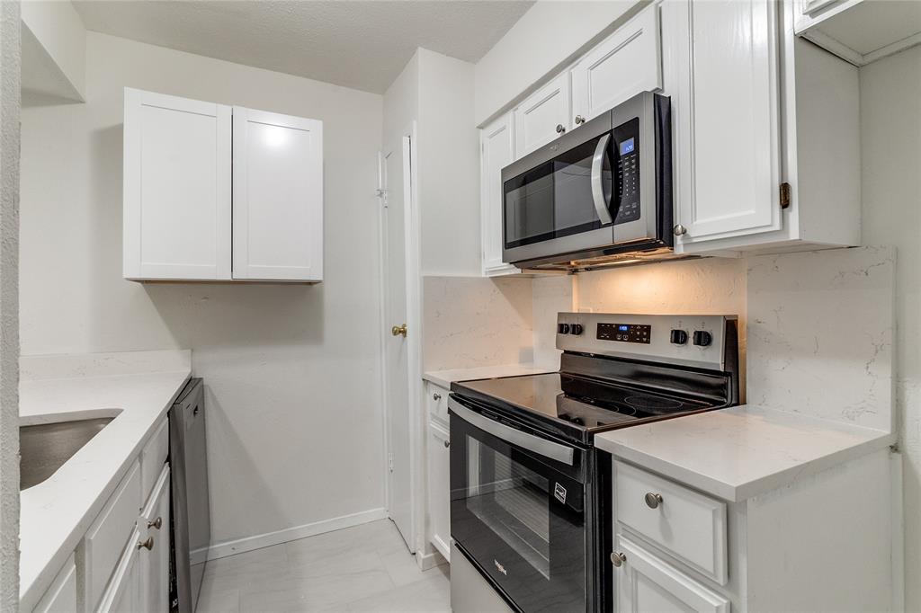 River Oaks Condos - Residential