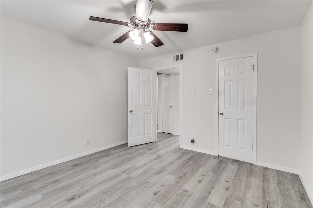 River Oaks Condos - Residential