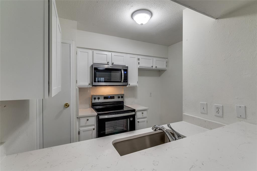 River Oaks Condos - Residential