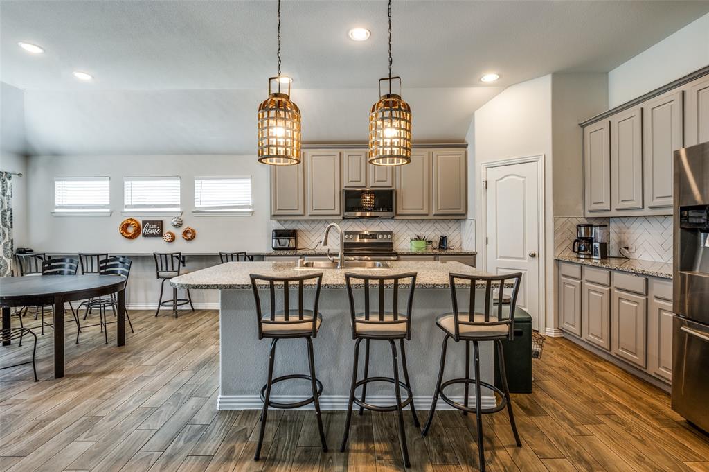 5712 Demi Sec Drive