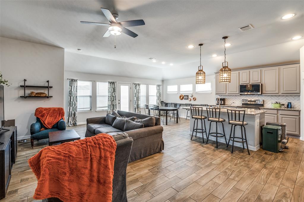 5712 Demi Sec Drive
