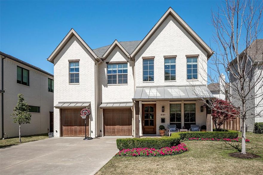 Breathtaking in Briarwood - Completed in 2016 a Gardner Custom Home with exquisite finishes.  The open floor plan and designer finishes create a welcoming atmosphere for entertaining guests, while the 2 offices offer plenty of space for working from home. The patio with a grill, fireplace and electric screen provides a comfortable outdoor living area that can be enjoyed year-round, and the large turf backyard with a putting green is perfect for golf enthusiasts or those who enjoy spending time outdoors. The 4 bedrooms with en-suite baths and walk-in closets offer plenty of privacy and space for each member of the household, while the study area and custom mudroom provide additional functionality and organization. Thoughtfully designed and appointed to meet the needs and desires of modern homeowners.