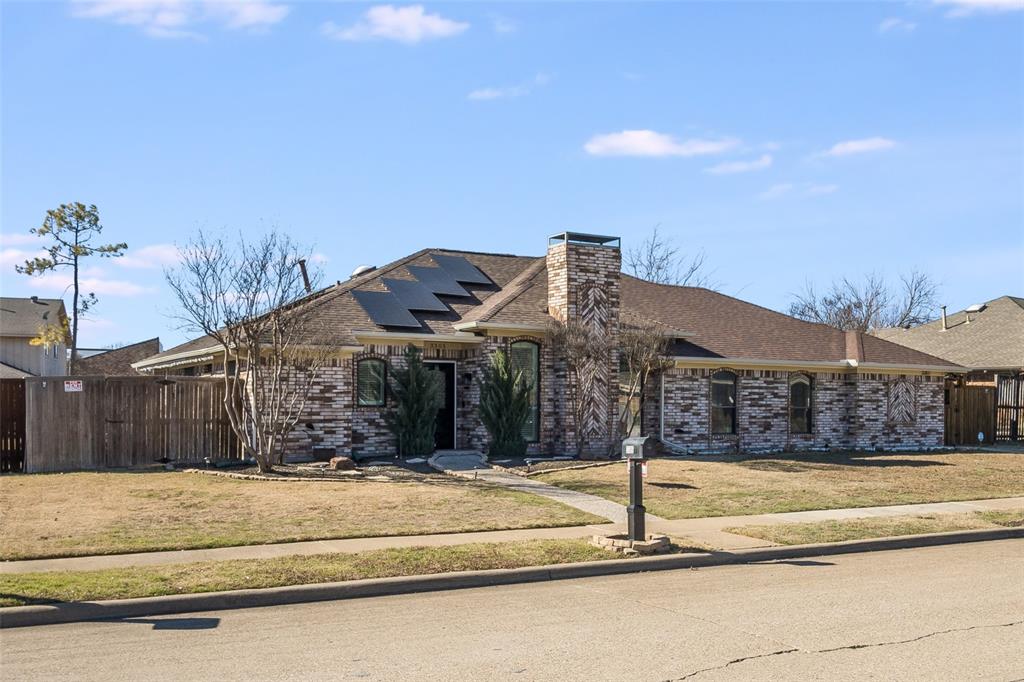 3305 Hilltop Lane