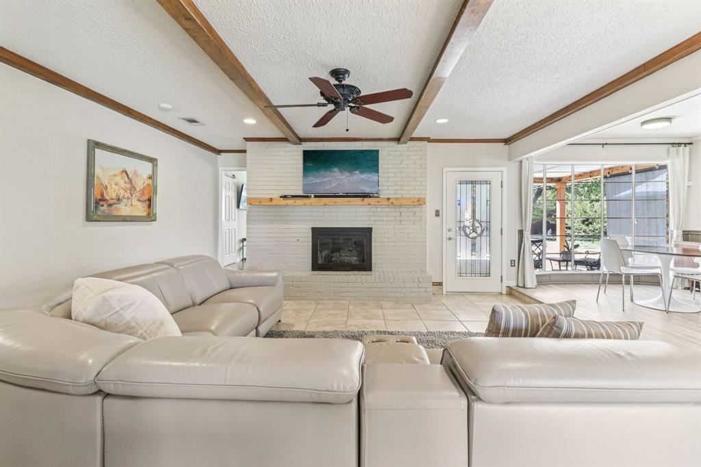 813 Overhill Court