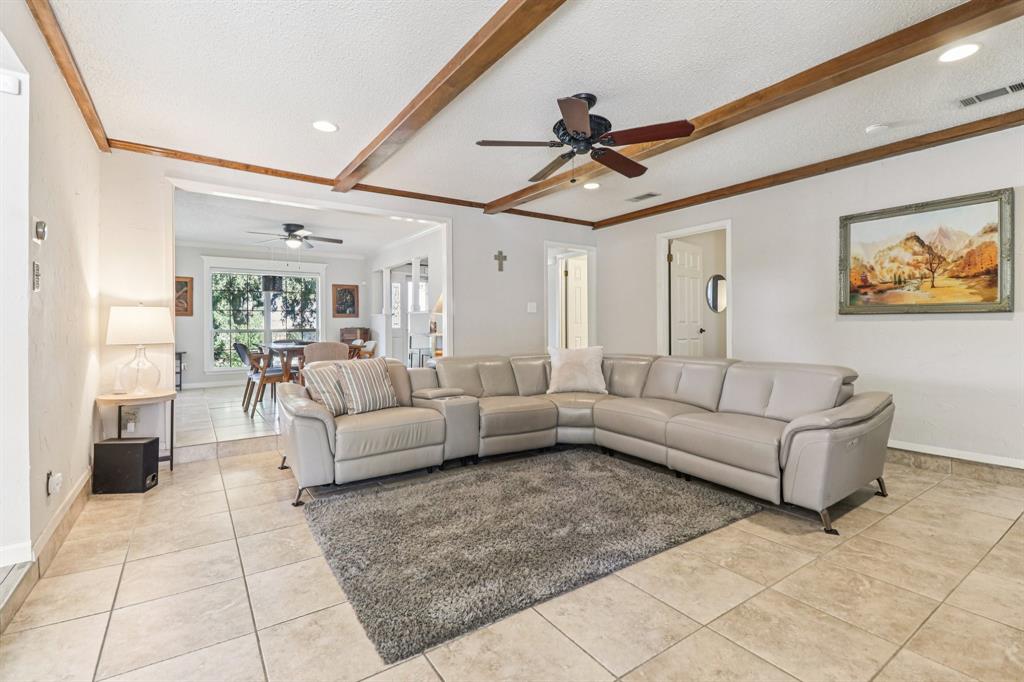 813 Overhill Court