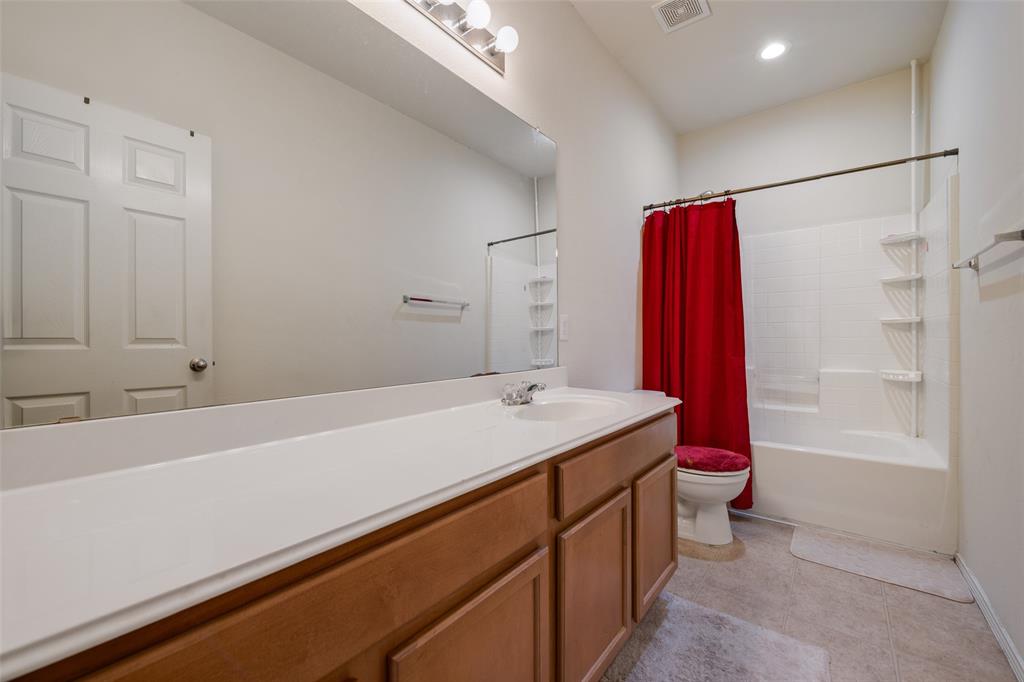 Villages Of Chisholm Ridge Th - Residential Lease