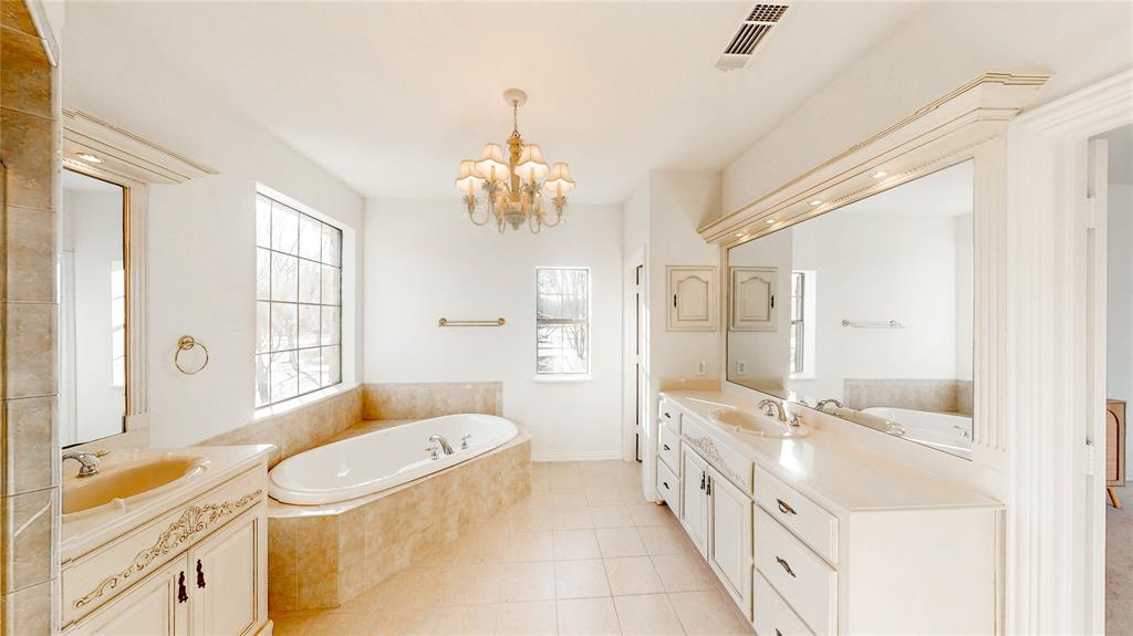 Hickory Hill Estate - Residential