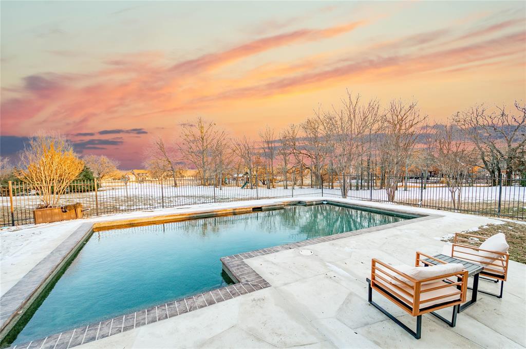 Hickory Hill Estate - Residential