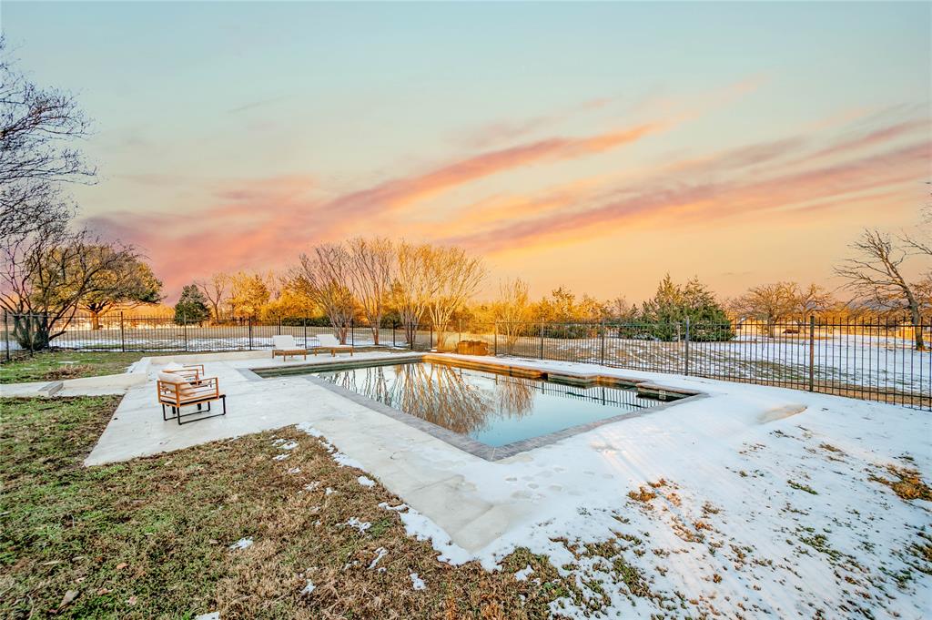 Hickory Hill Estate - Residential