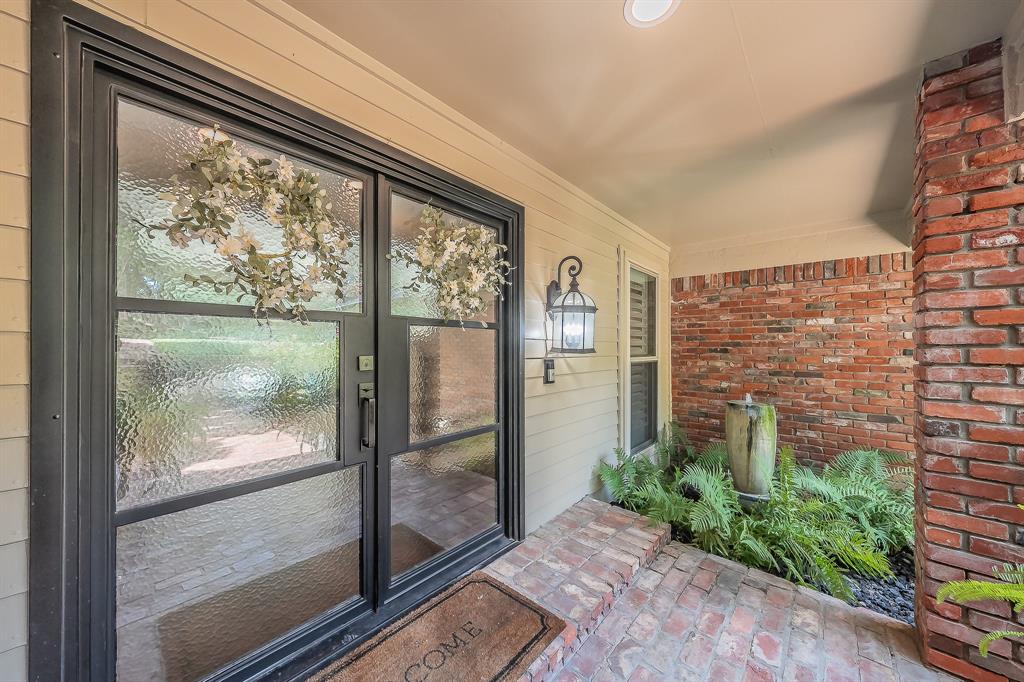 1406 Riverview Drive