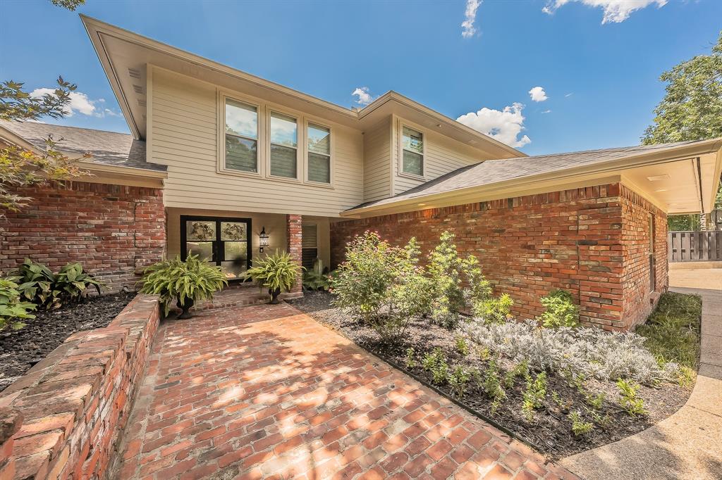 1406 Riverview Drive